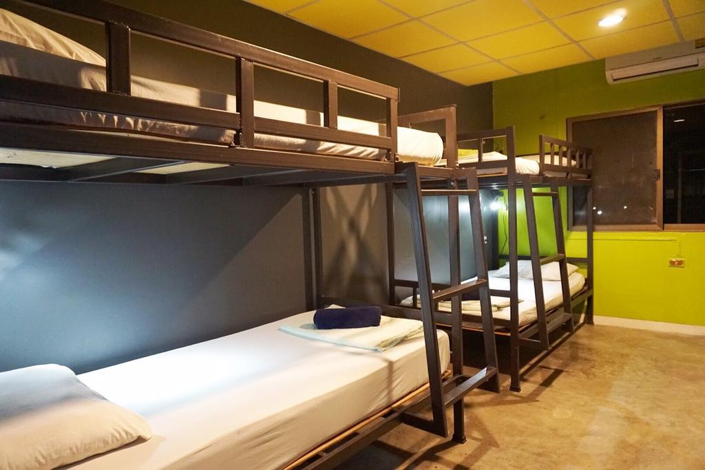 B&B House & Hostel Krabi Bagian luar foto