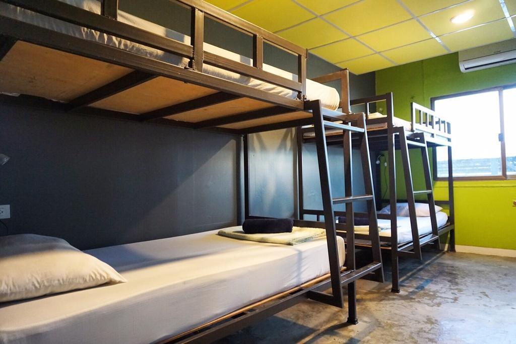 B&B House & Hostel Krabi Bagian luar foto