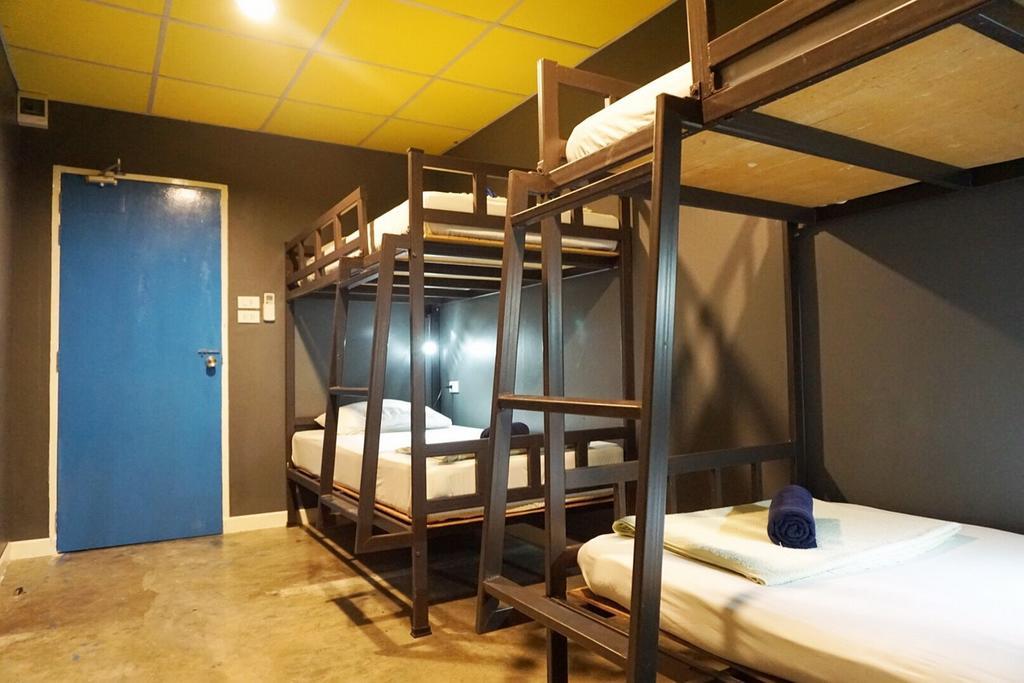 B&B House & Hostel Krabi Bagian luar foto